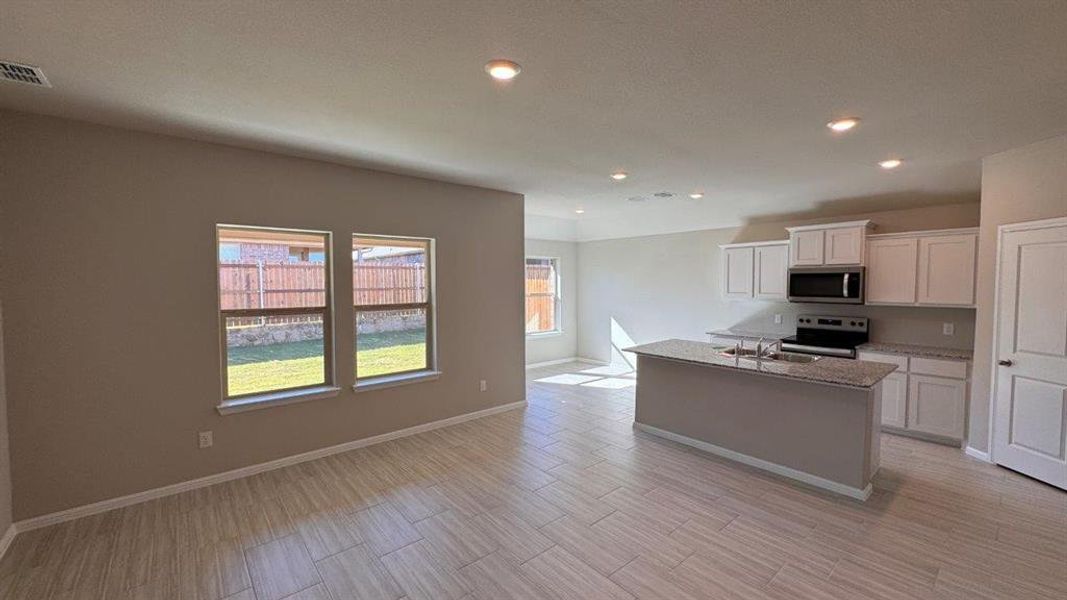 Spacious, unfurnished interior of a new home in Meadowbrook Estates, Cleburne (Image 15). Spacious, unfurnished interior of a new home in Meadowbrook Estates, Cleburne (Image 15).