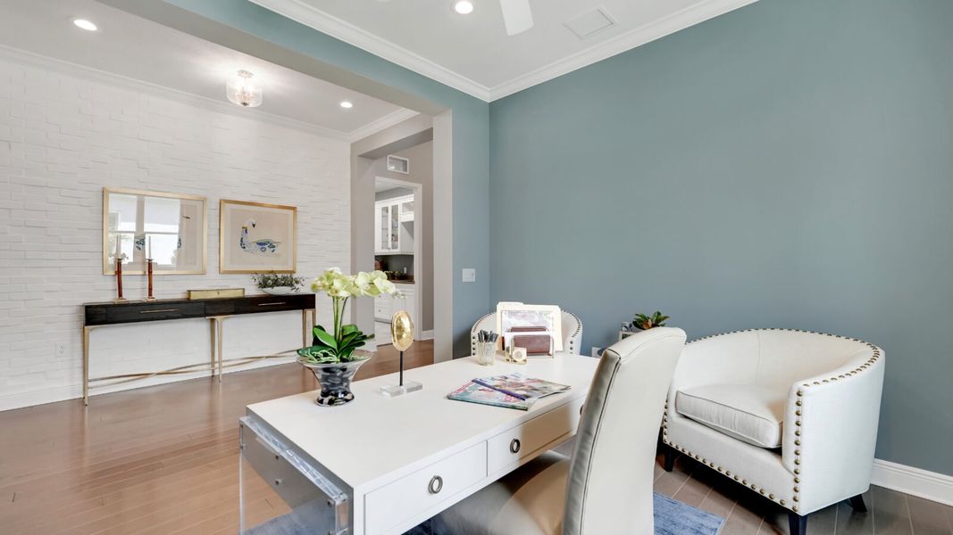 Furnished interior view inside a new home in Avelina, Venice (Image 16).