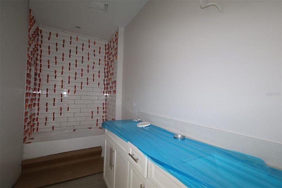 In-progress construction of a new home in Hawk's Overlook, Oviedo, FL (Image 9).