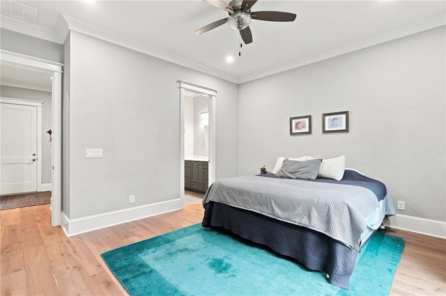 Furnished interior view inside a new home in , Dawsonville (Image 15).