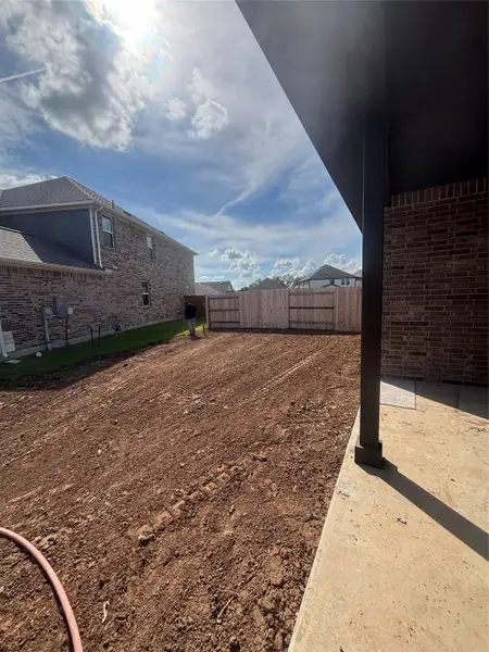 Exterior details and patio area of a home in Berry Creek Highlands, Georgetown (Image 3).