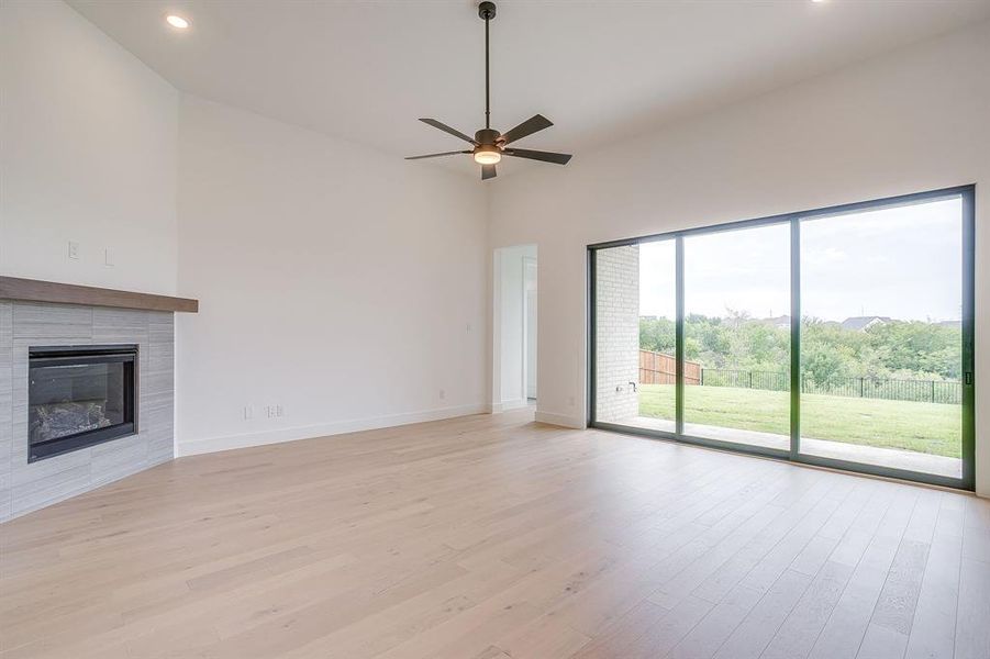 Spacious, unfurnished interior of a new home in Talon Hills, Fort Worth (Image 23). Spacious, unfurnished interior of a new home in Talon Hills, Fort Worth (Image 23).