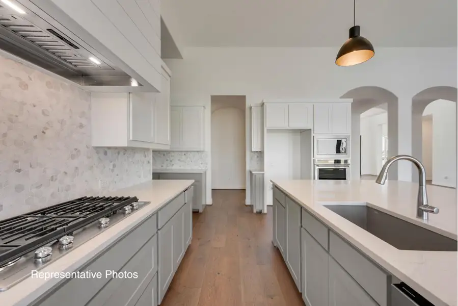 Representative furnished interior of a home built from the Grand Estate by Grand Homes in Kings Crossing, Parker (Image 8).