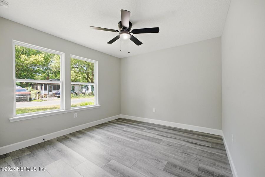 Spacious, unfurnished interior of a new home in , Jacksonville (Image 23).