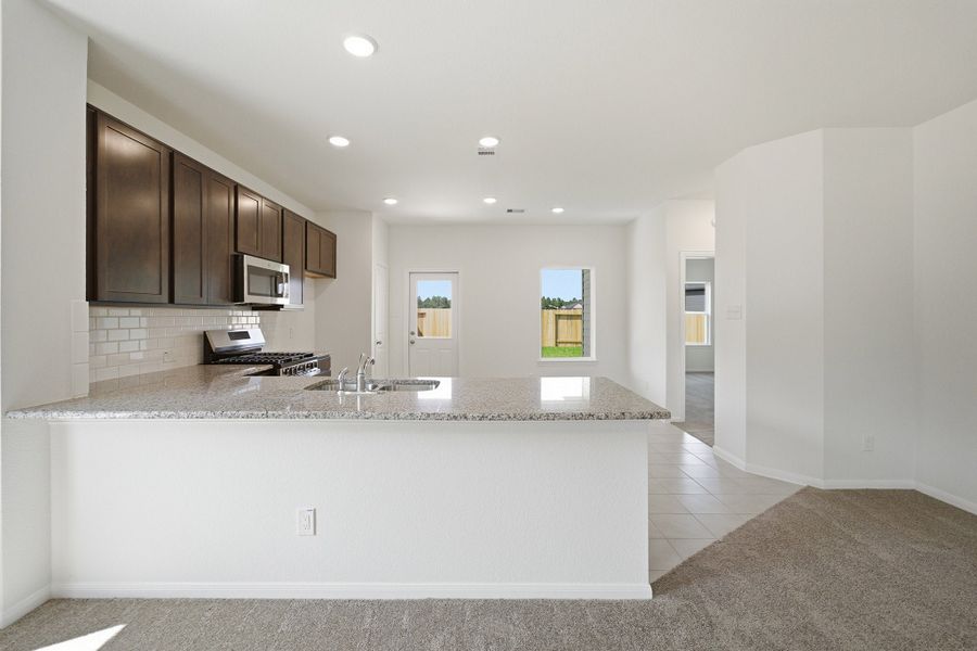 Furnished interior view inside a new home in Magnolia Springs, Montgomery (Image 8).