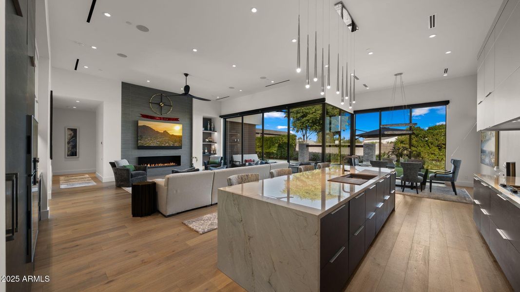 31-web-or-mls-Kitchen8