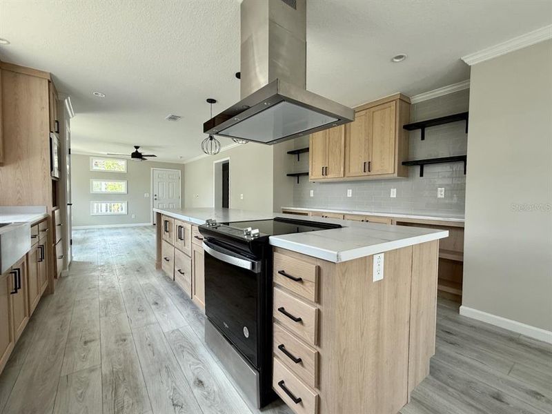 Furnished interior view inside a new home in , Punta Gorda (Image 6). Furnished interior view inside a new home in , Punta Gorda (Image 6).