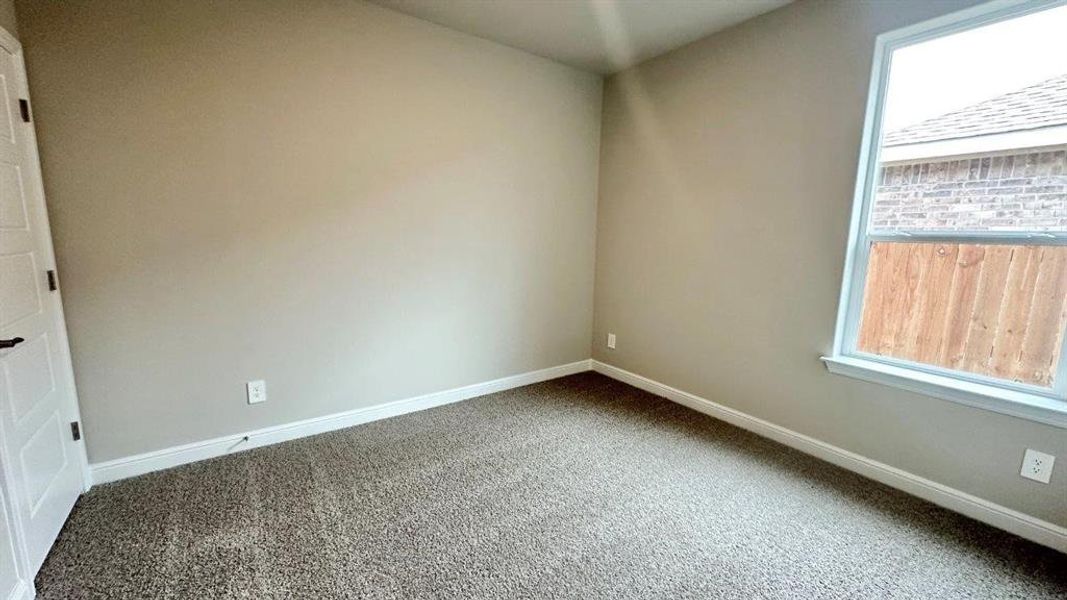 Spacious, unfurnished interior of a new home in Rock Creek Ranch, Fort Worth (Image 12). Spacious, unfurnished interior of a new home in Rock Creek Ranch, Fort Worth (Image 12).