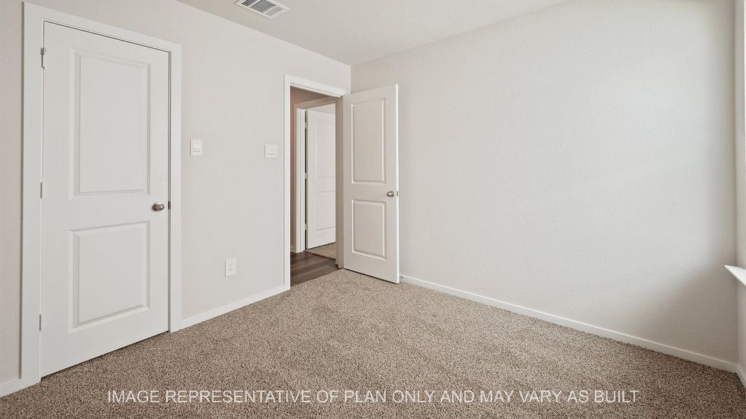 Spacious, unfurnished interior of a new home in Midtown Reserve, College Station (Image 15).