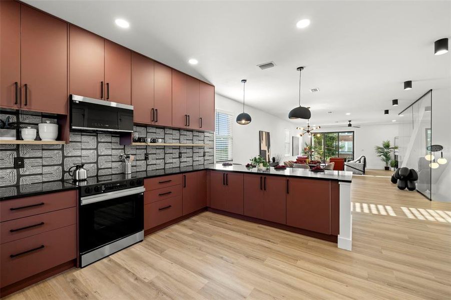 Furnished interior view inside a new home in , Tampa (Image 17).