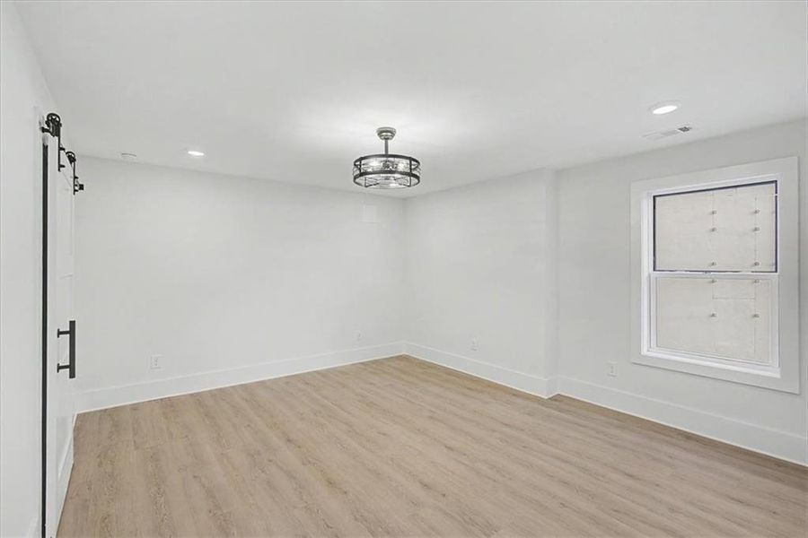 Spacious, unfurnished interior of a new home in , Ranger (Image 46).