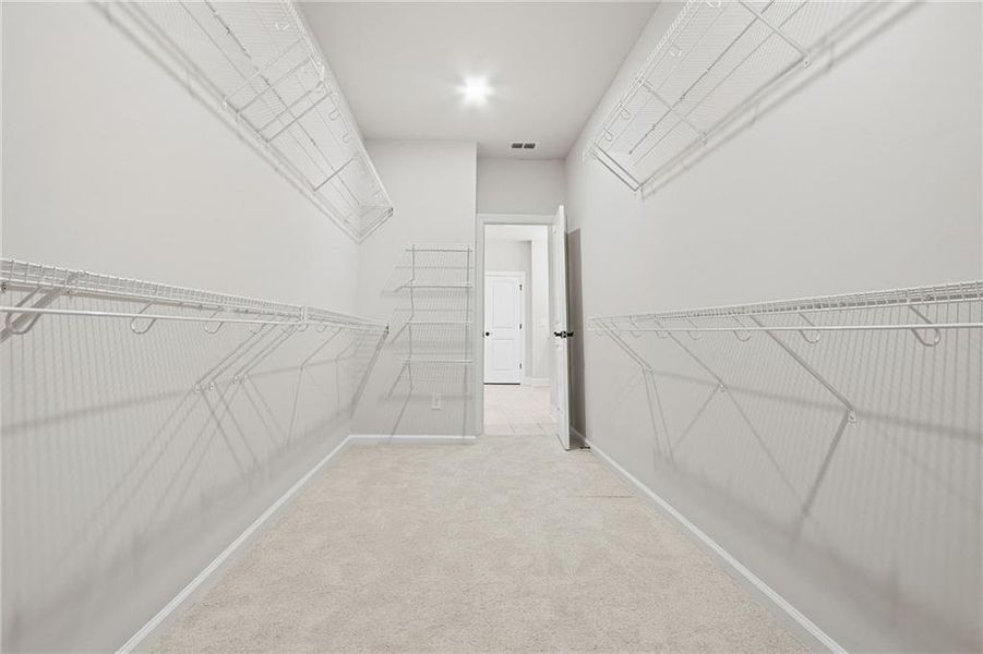 Spacious, unfurnished interior of a new home in Waterside Single Family, Peachtree Corners (Image 20).