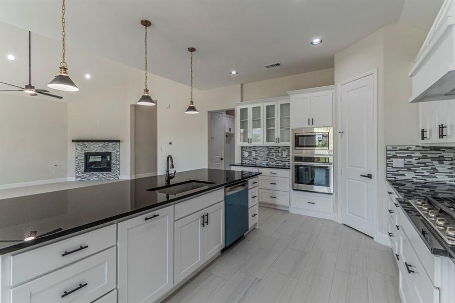Furnished interior view inside a new home in , Van Alstyne (Image 11).