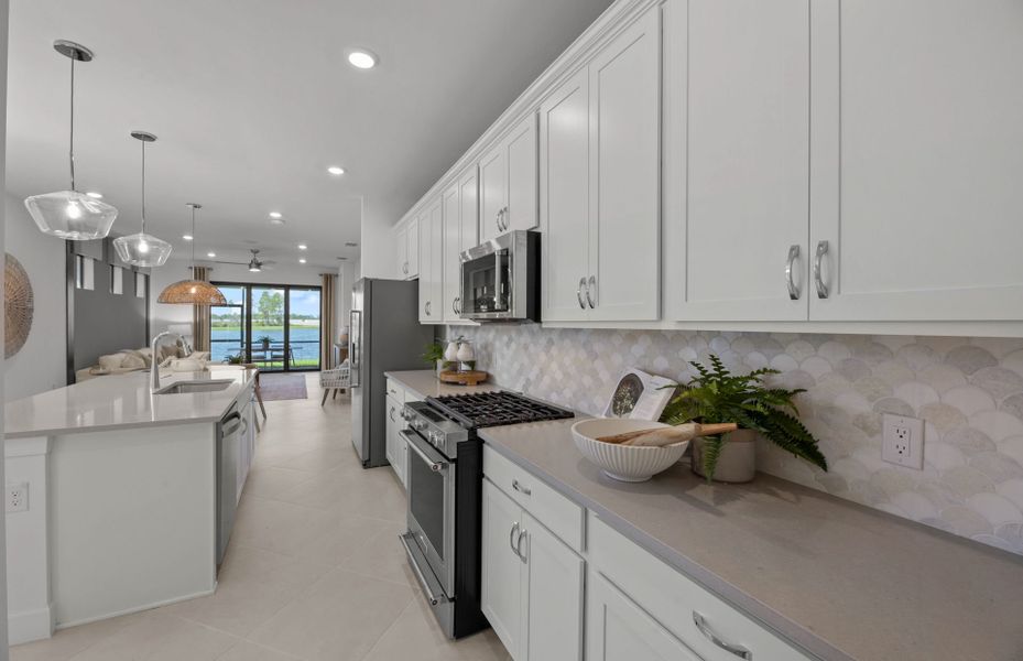 Furnished interior view inside a new home in Del Webb Catalina, Lakewood Ranch (Image 12).