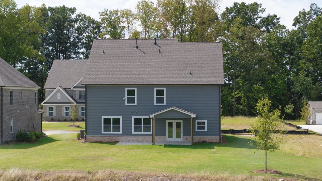 Representative exterior details of a home built from the Grayson by D.R. Horton in Thalley Creek Estates, Cumming (Image 3).