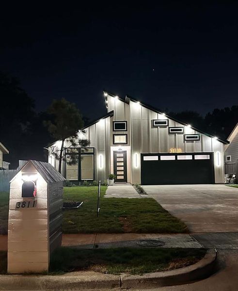 Front exterior of a new home in , Dallas, TX, highlighting curb appeal (Image 27).