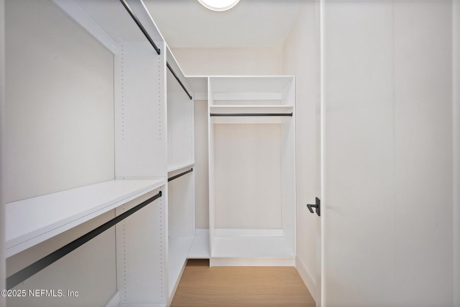 Spacious, unfurnished interior of a new home in , Atlantic Beach (Image 24).