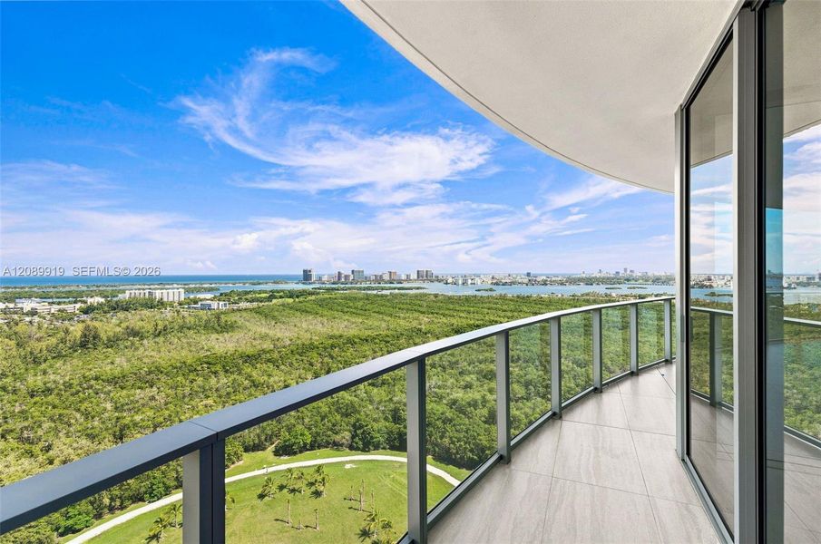Exterior details and patio area of a home in , North Miami (Image 28).