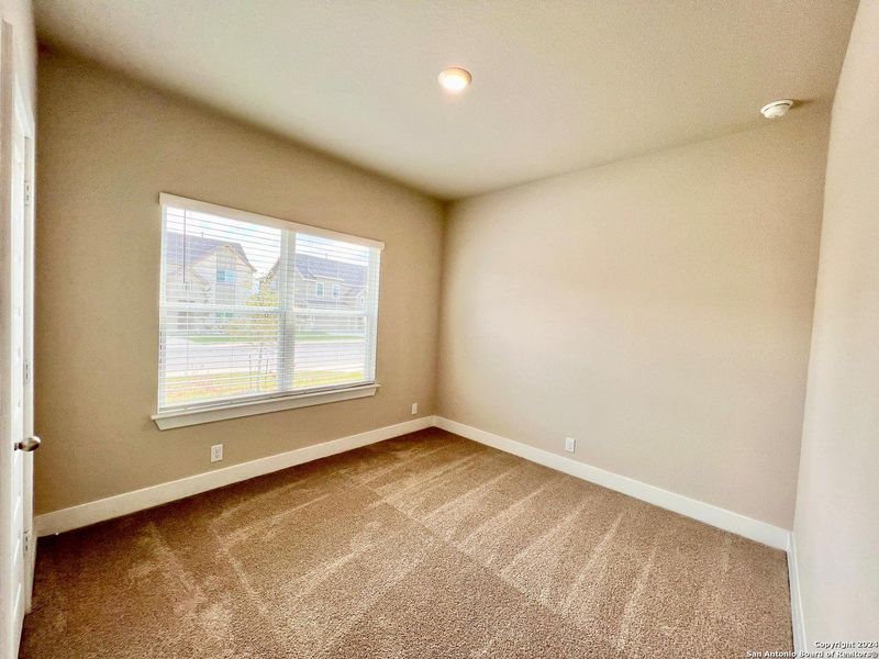 Spacious, unfurnished interior of a new home in Brookstone Creek, San Antonio (Image 36). Spacious, unfurnished interior of a new home in Brookstone Creek, San Antonio (Image 36).