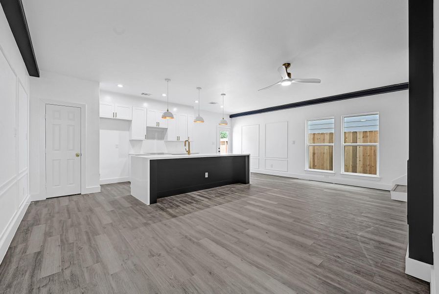 Image 27 of a home in .