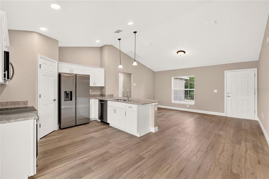 Furnished interior view inside a new home in , Dunnellon (Image 16).