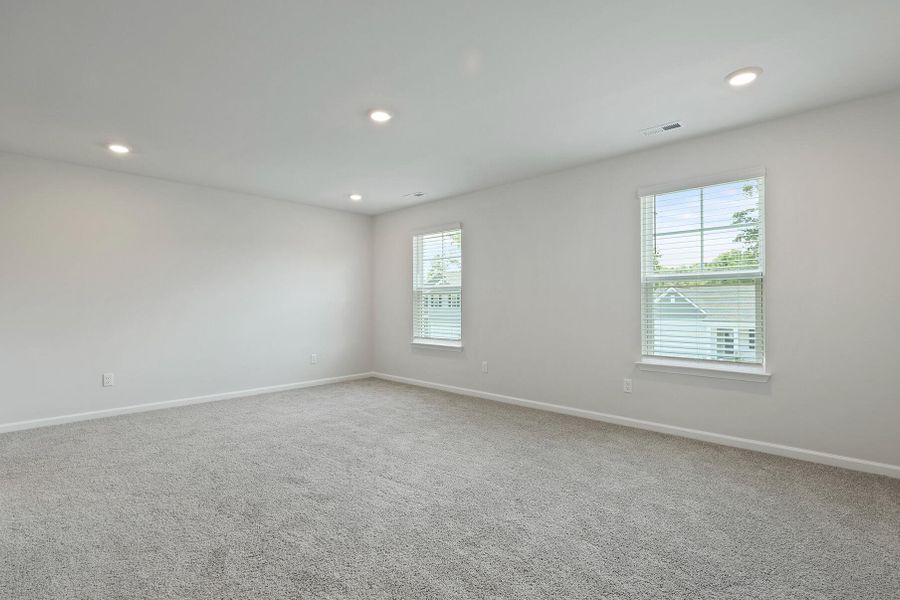 Spacious, unfurnished interior of a new home in , Manning (Image 16).
