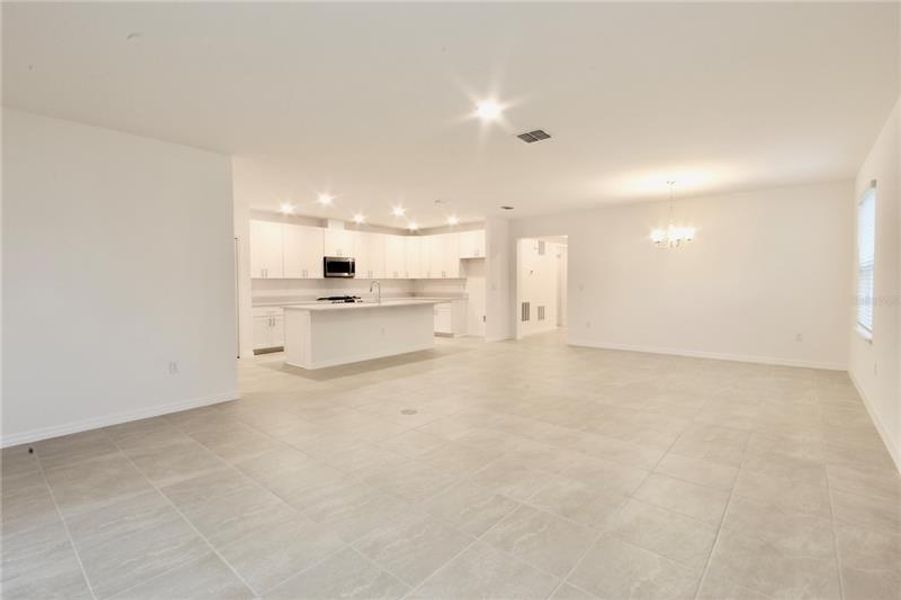 Image 7 of a home in . Image 7 of a home in .