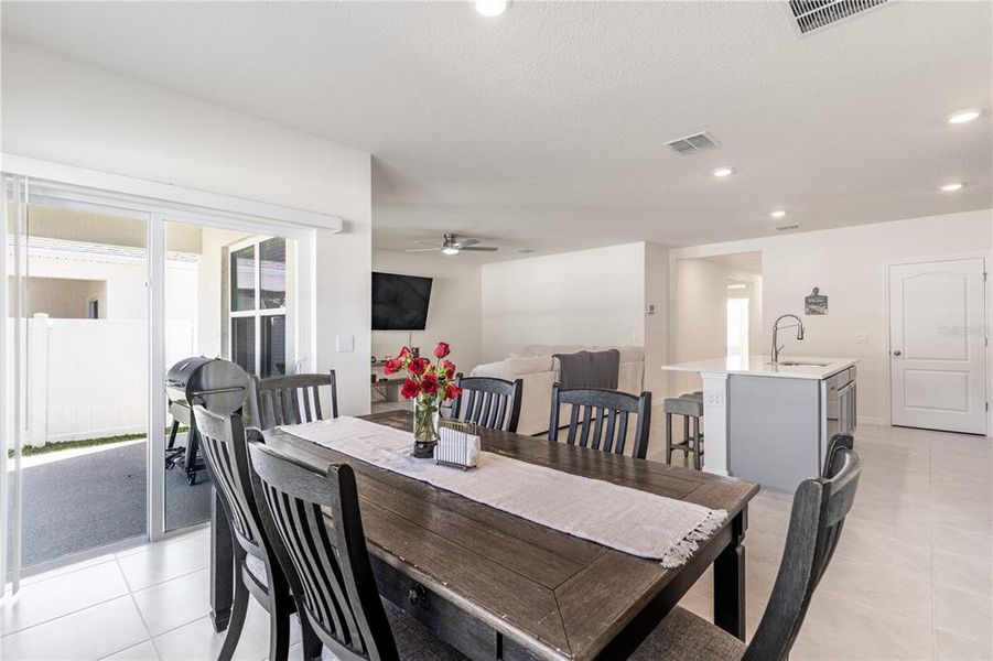 Furnished interior view inside a new home in Magnolia Pointe, Umatilla (Image 15).