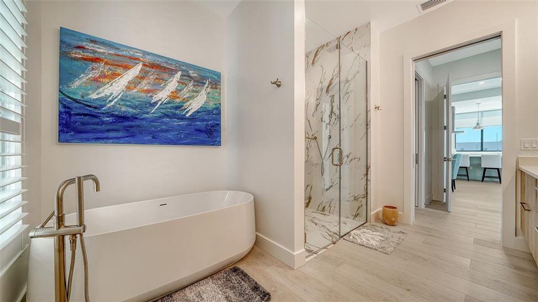 Furnished interior view inside a new home in , Sarasota (Image 31).