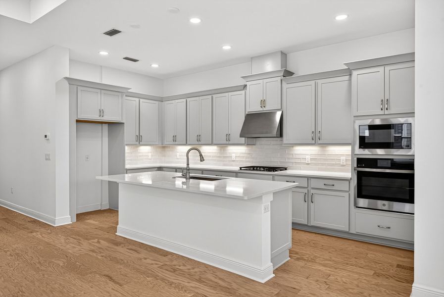 Island Kitchen
