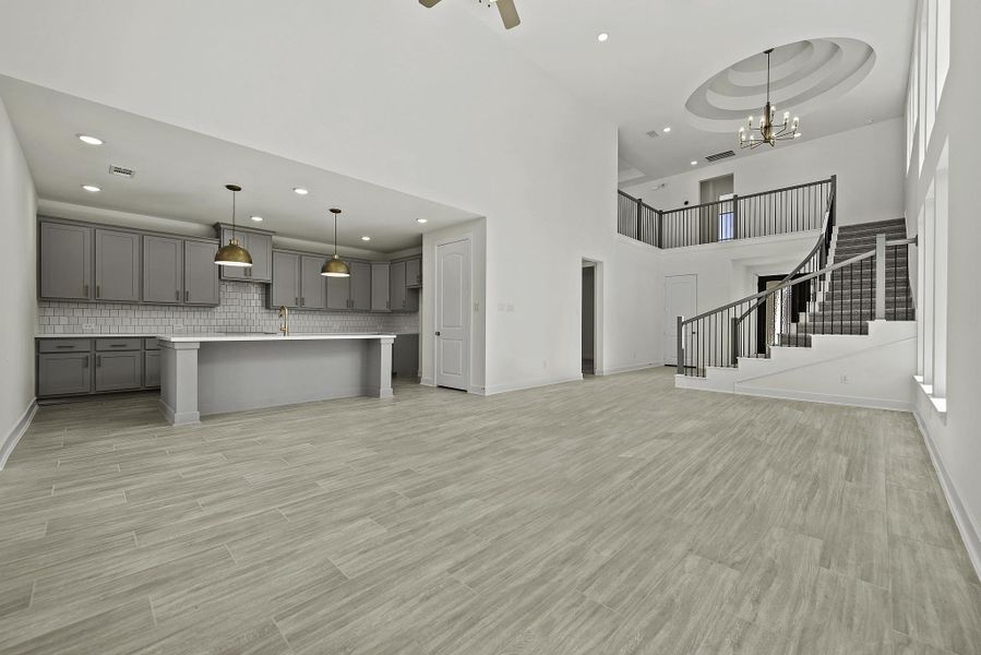 Spacious, unfurnished interior of a new home in Candela, Richmond (Image 6).