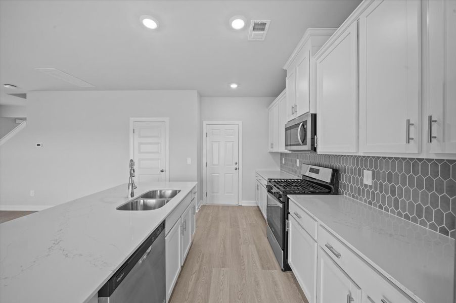 Furnished interior view inside a new home in Cedar Shoals – Heritage Collection, Piedmont (Image 4).
