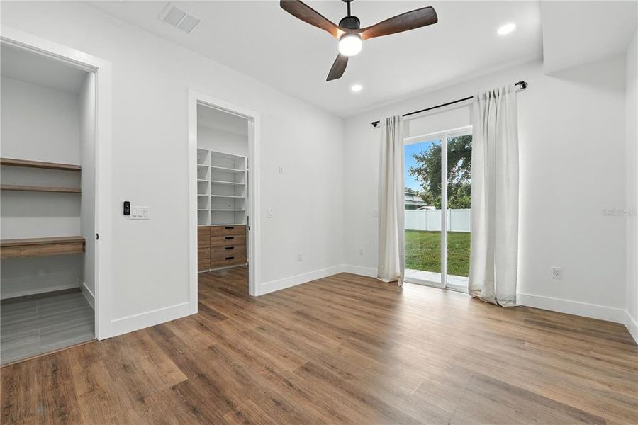 Spacious, unfurnished interior of a new home in , Orlando (Image 39). Spacious, unfurnished interior of a new home in , Orlando (Image 39).