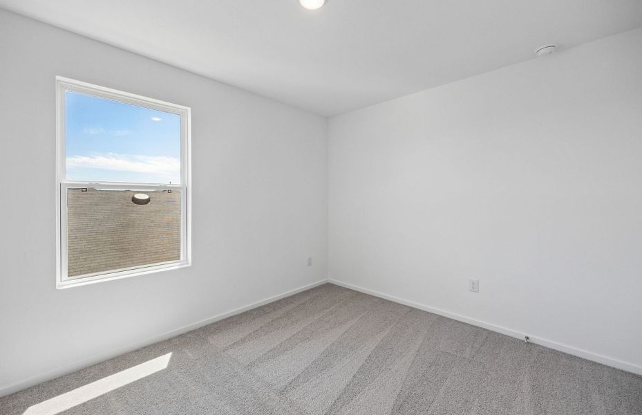 Spacious, unfurnished interior of a new home in Montgomery Bend, Montgomery (Image 24).