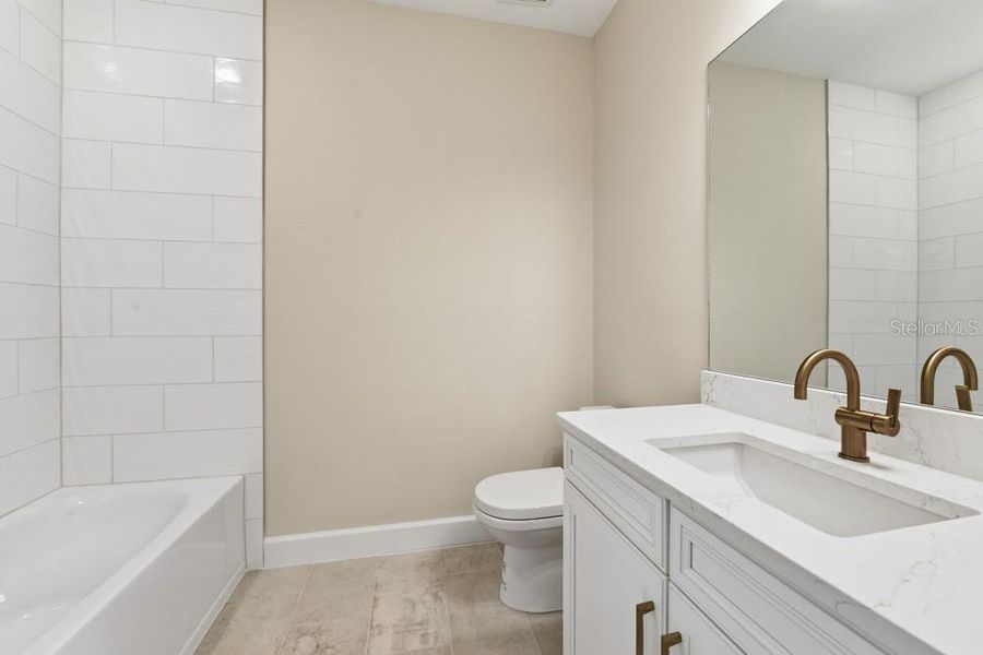 Furnished interior view inside a new home in Seahaven, Punta Gorda (Image 16).