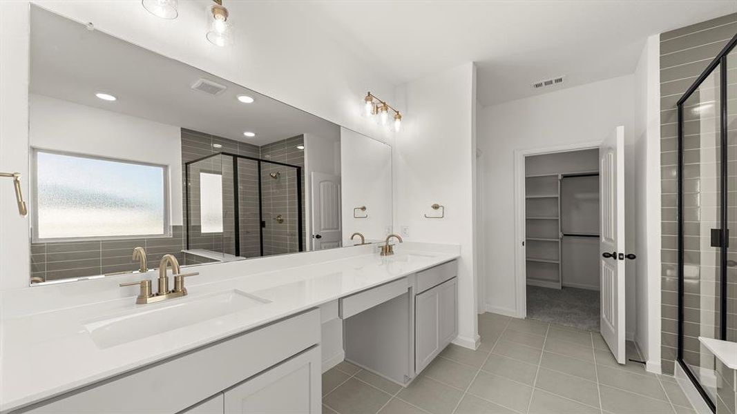 17. 2927 Wagoner - Bath (2) 17. 2927 Wagoner - Bath (2)