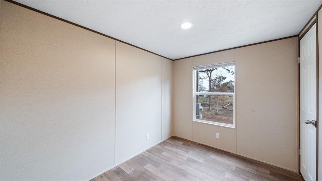 Spacious, unfurnished interior of a new home in , Tool (Image 15).