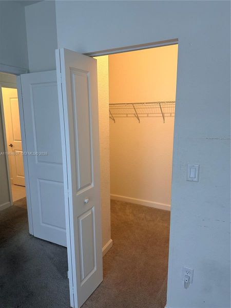 Spacious, unfurnished interior of a new home in , Homestead (Image 18).