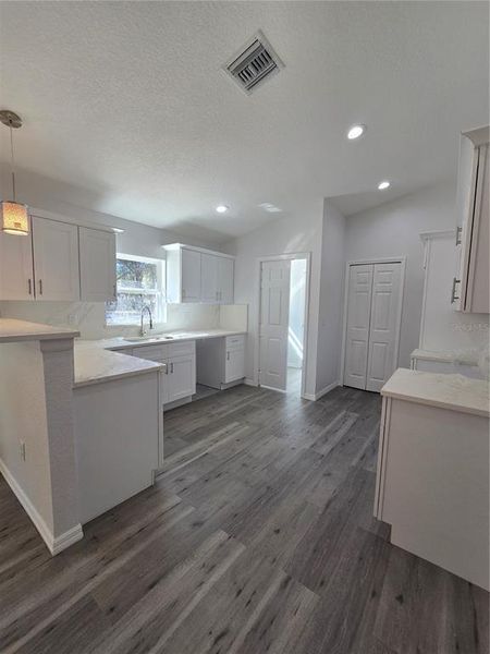 Image 40 of a home in .