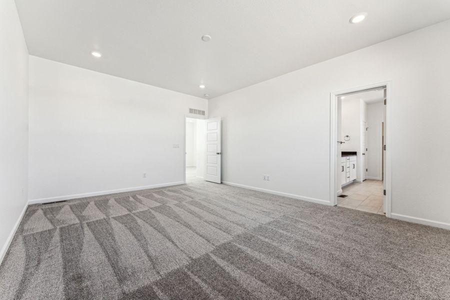 Representative unfurnished interior of a home built from the Sedalia by Taylor Morrison in Trailstone, Arvada (Image 39).