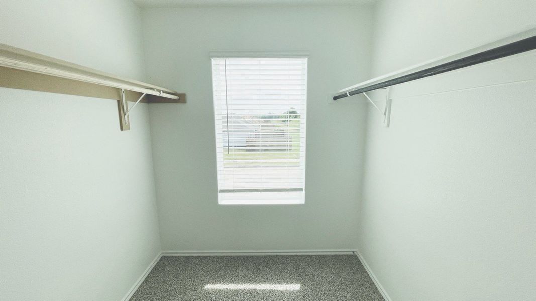 Spacious, unfurnished interior of a new home in Sunnycreek, Crowley (Image 16).