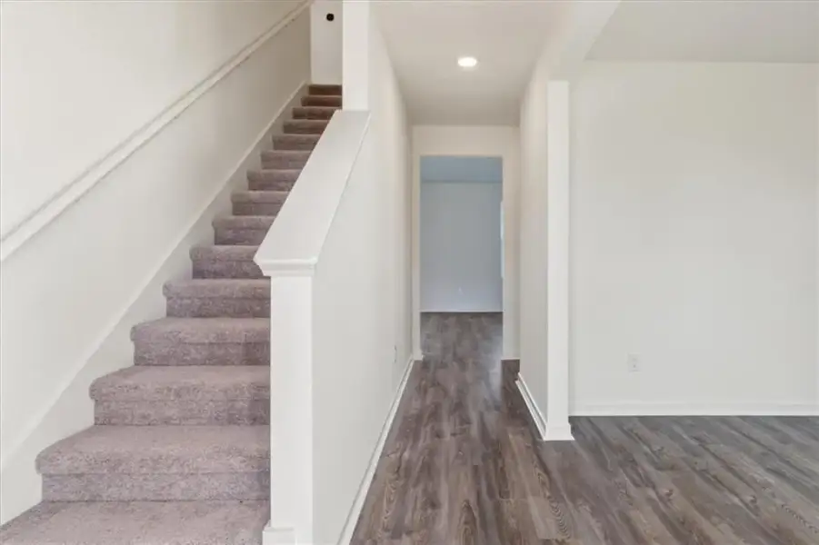 Spacious, unfurnished interior of a new home in The Ridge at Twin Rivers, Covington (Image 10).