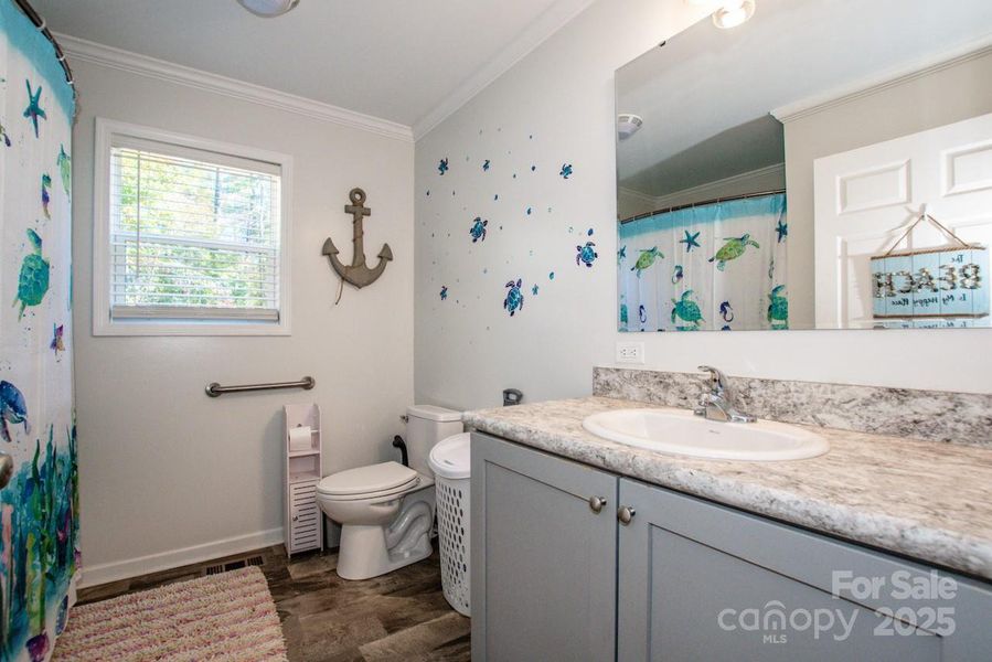 Furnished interior view inside a new home in , Gastonia (Image 6).