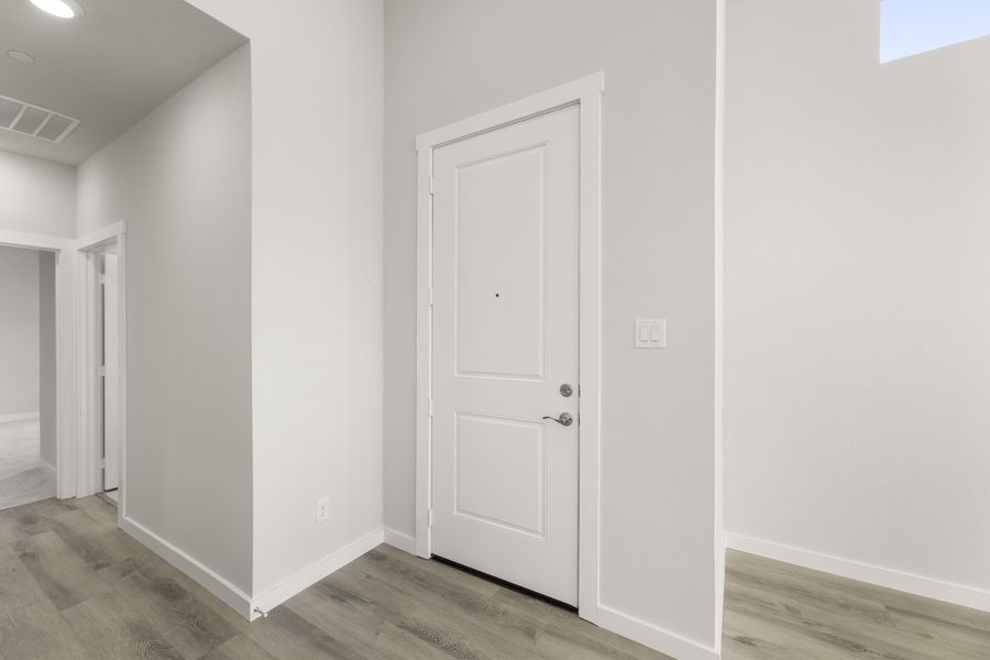Spacious, unfurnished interior of a new home in Woodbridge Villas, Wylie (Image 14). Spacious, unfurnished interior of a new home in Woodbridge Villas, Wylie (Image 14).