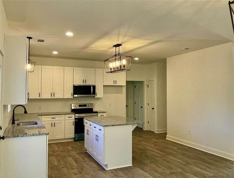Furnished interior view inside a new home in , Milledgeville (Image 12).