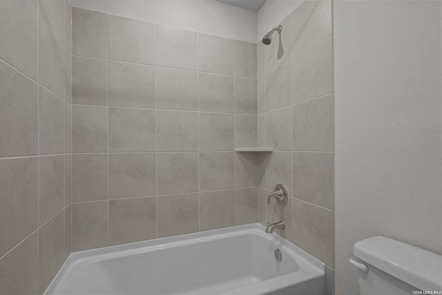 Image 30 of a home in Cinco Lakes.