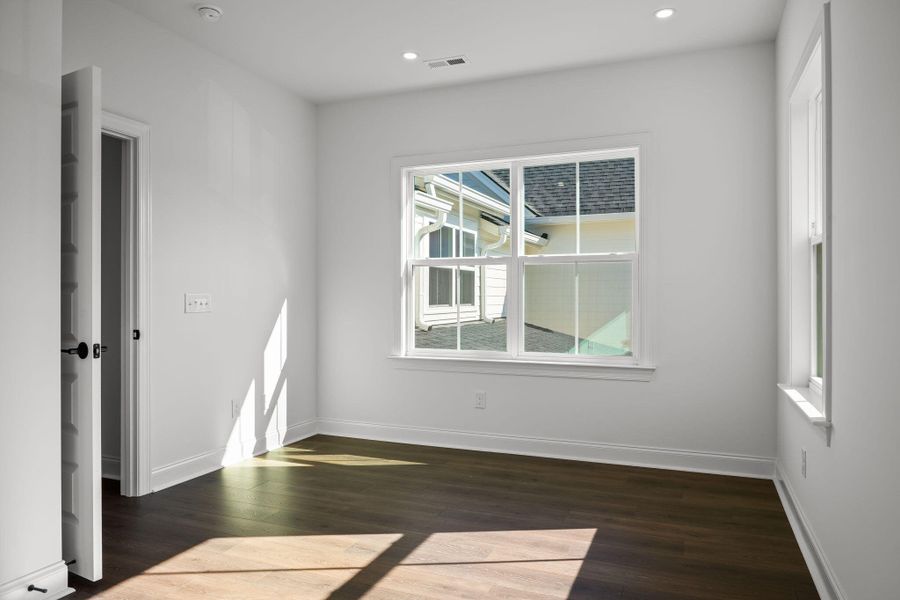 Spacious, unfurnished interior of a new home in , Johns Island (Image 44).