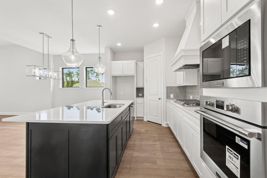 Furnished interior view inside a new home in ARTAVIA 45' Homesites, Conroe (Image 7).