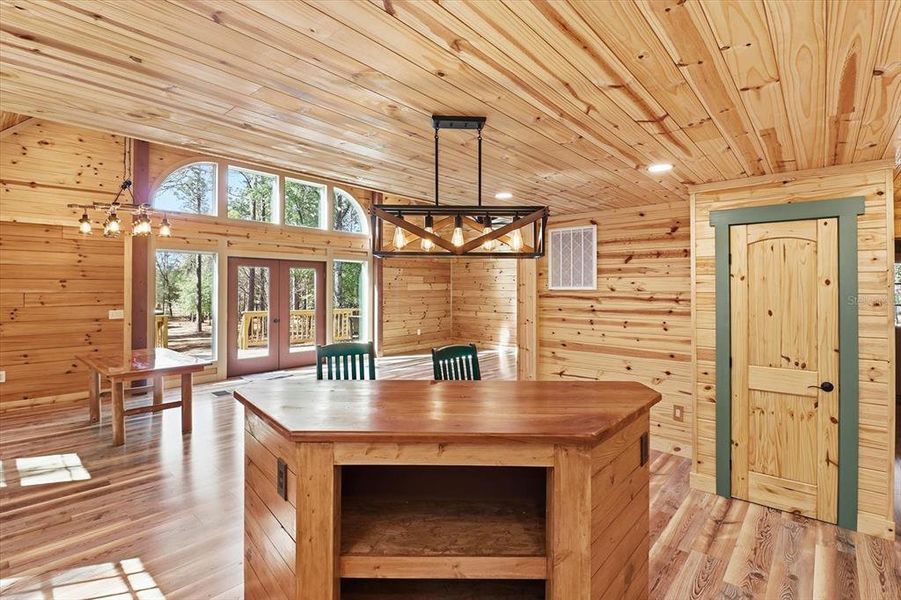 Community amenities in , Inverness (Image 30).