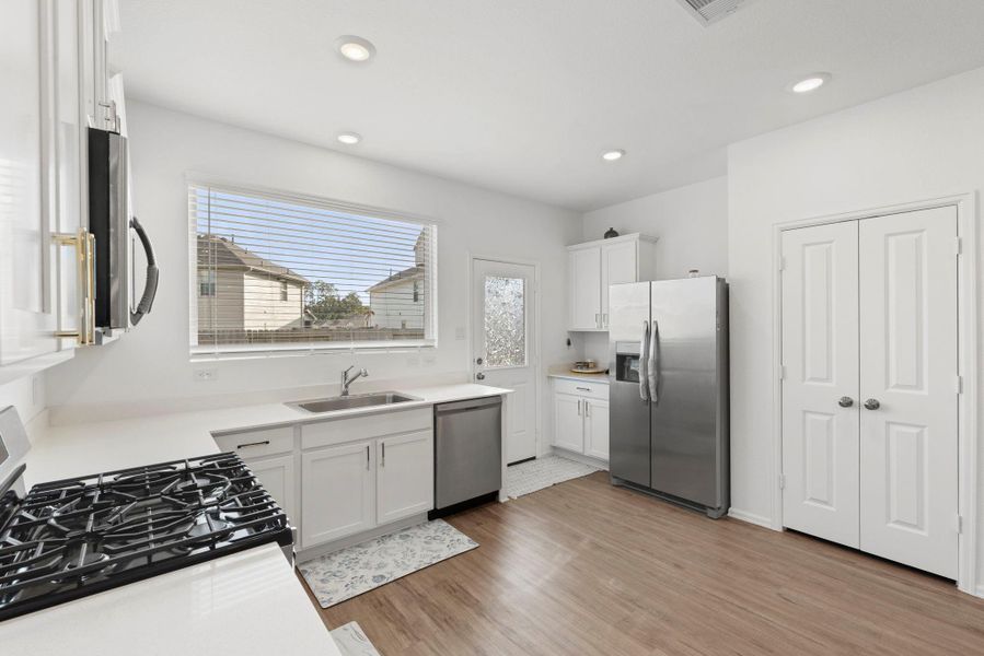 Furnished interior view inside a new home in Tavola: Gulf Coast Collection, New Caney (Image 13).